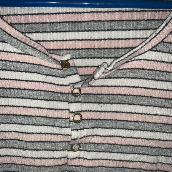 Striped button up top - Picture 3 of 4